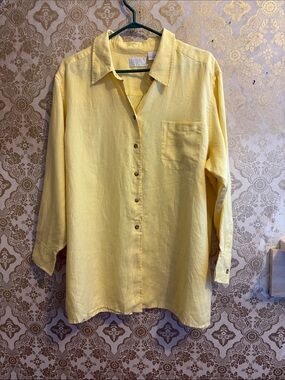 Vintage Elisabeth Petite 100% Linen Yellow Button Front Shirt